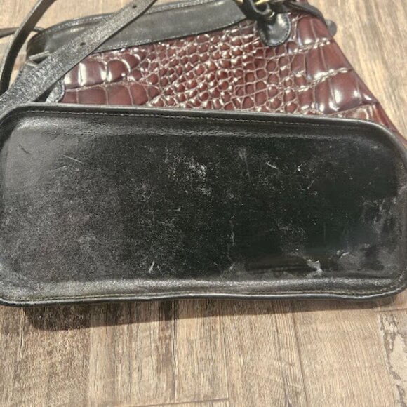 Brahmin Crocodile Embossed Brown Leather Handbag - Picture 10 of 11